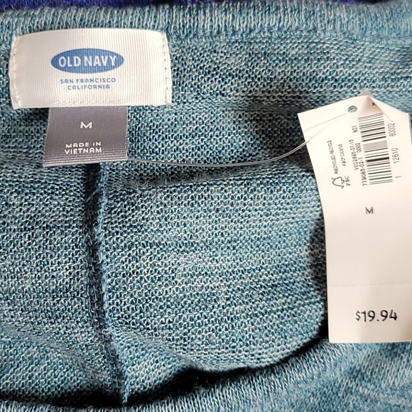 Top - Picture 3 of 4